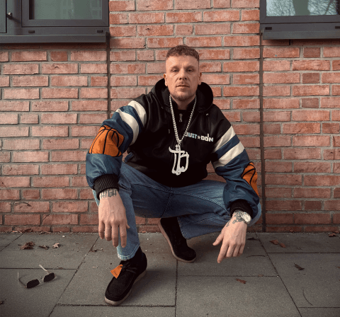 BONEZ & FRIENDZ: Special Headline Show!